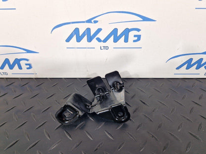 19-ON MERCEDES BENZ CLA C118 REAR RIGHT LOAD COMPARTMENT BRACKET A1776802203