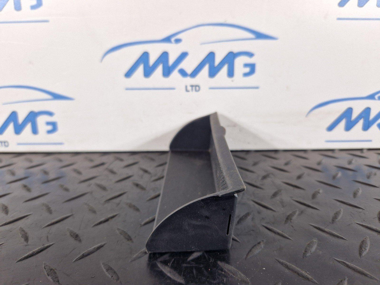 11-19 MERCEDES BENZ ML W166 OEM INTERIOR RUBBER INSERT TRIM A1666830994