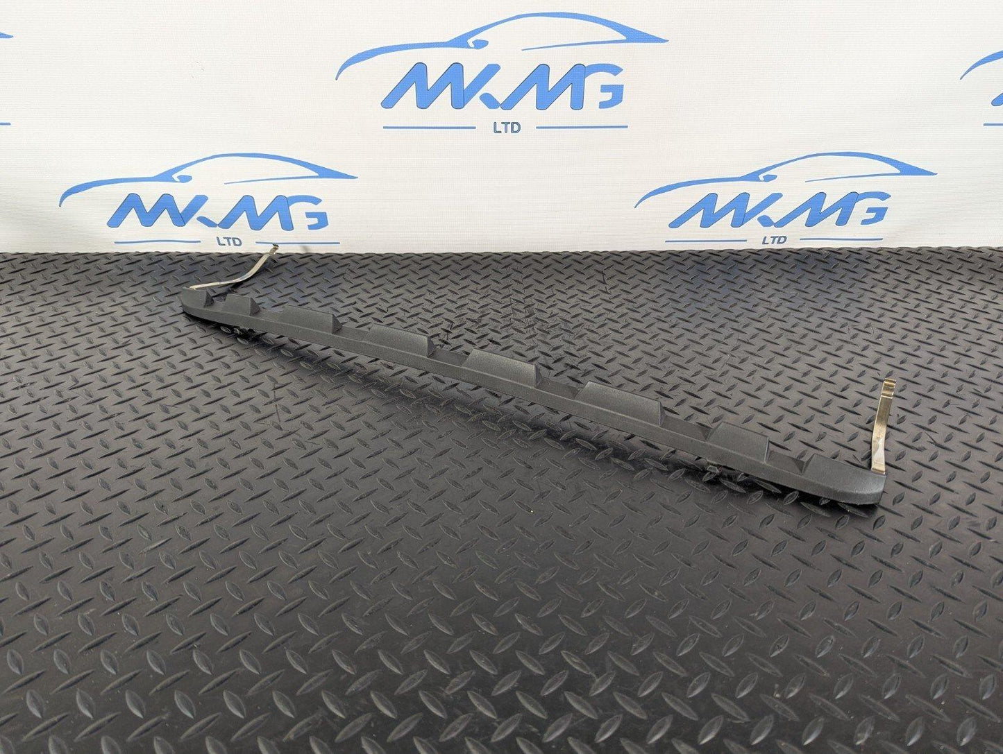 14-16 BMW 2 SERIES F22 SUNROOF SLIPSTREAM DEFLECTOR 7276419