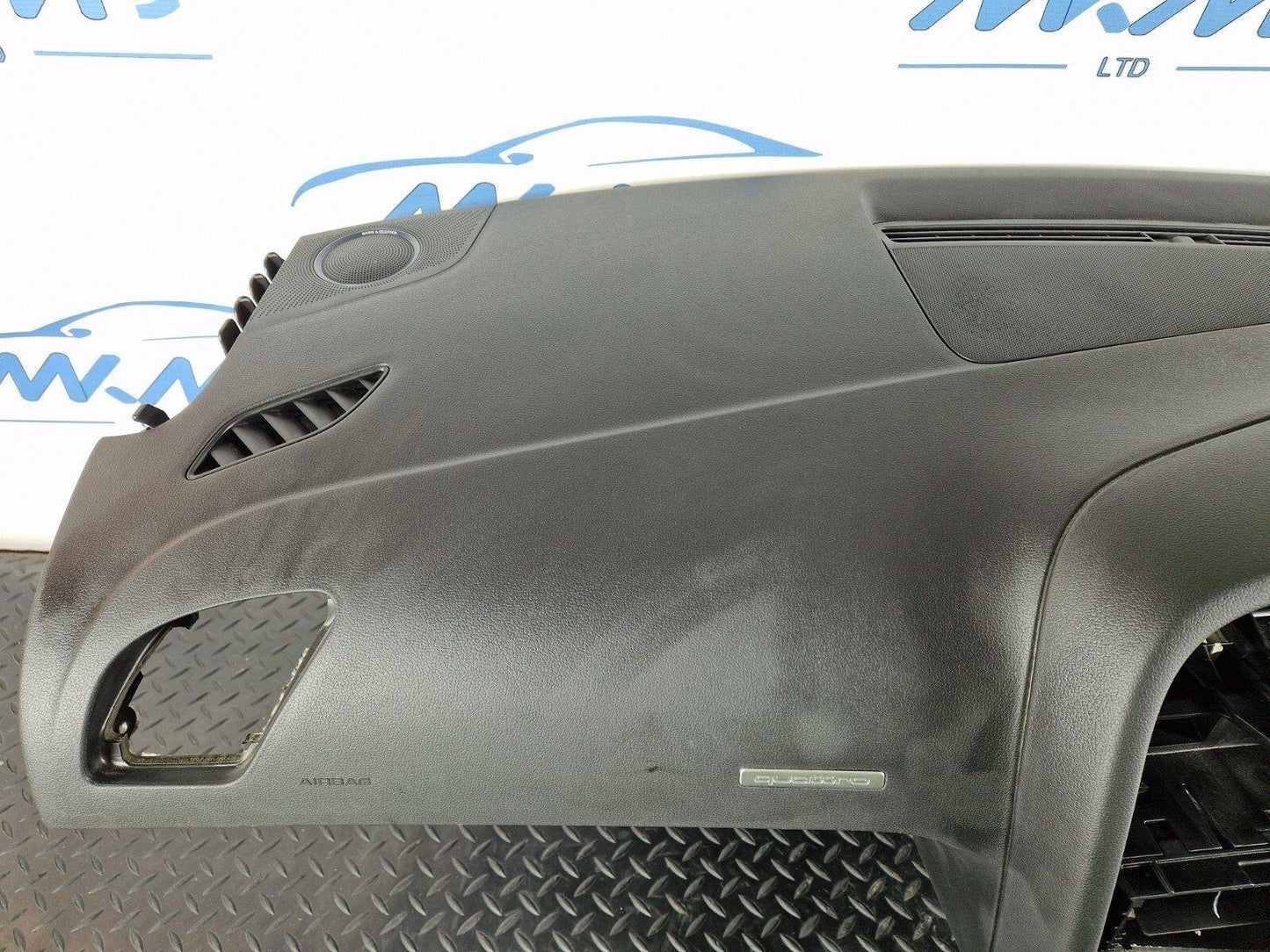 12-17 AUDI S5 8T CONVERTIBLE FRONT DASHBOARD BLACK 8T2857041D 8T2857069