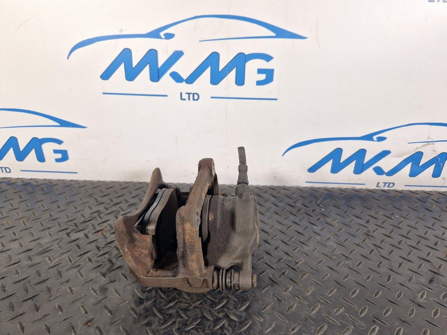 14-20 MERCEDES BENZ GLA X156 FRONT LEFT BRAKE CALIPER A24617