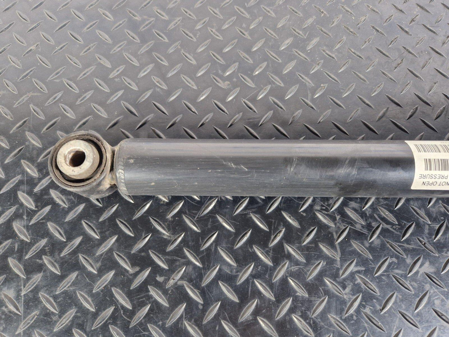 BMW 2 SERIES GRAN COUPE F44 GENUINE REAR LEFT/RIGHT SIDE SHOCK ABSORBER 6877077