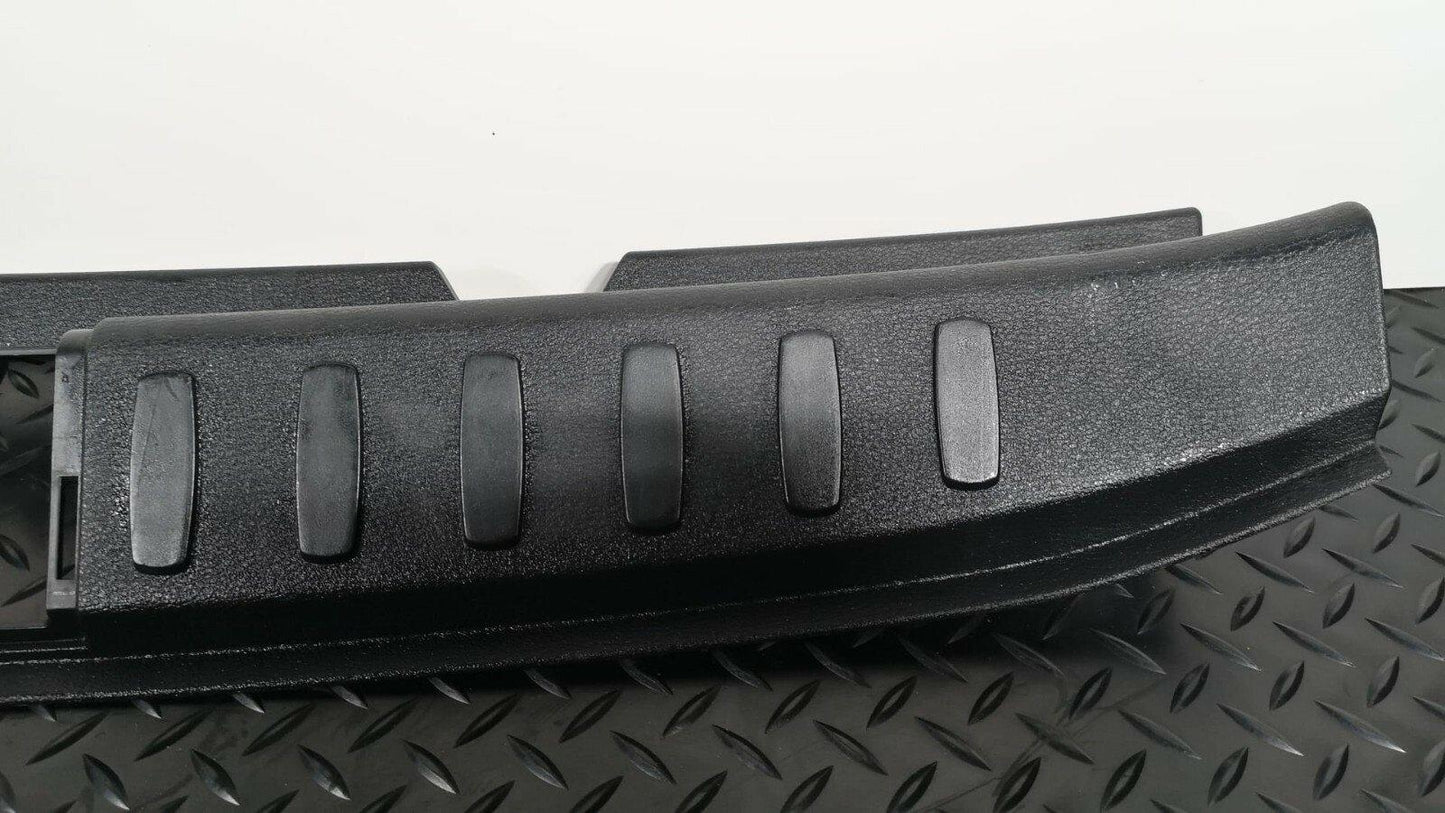 GENUINE BMW X1 E84 TRUNK BOOT PLASTIC SILL PROTECTION COVER TRIM 2990736