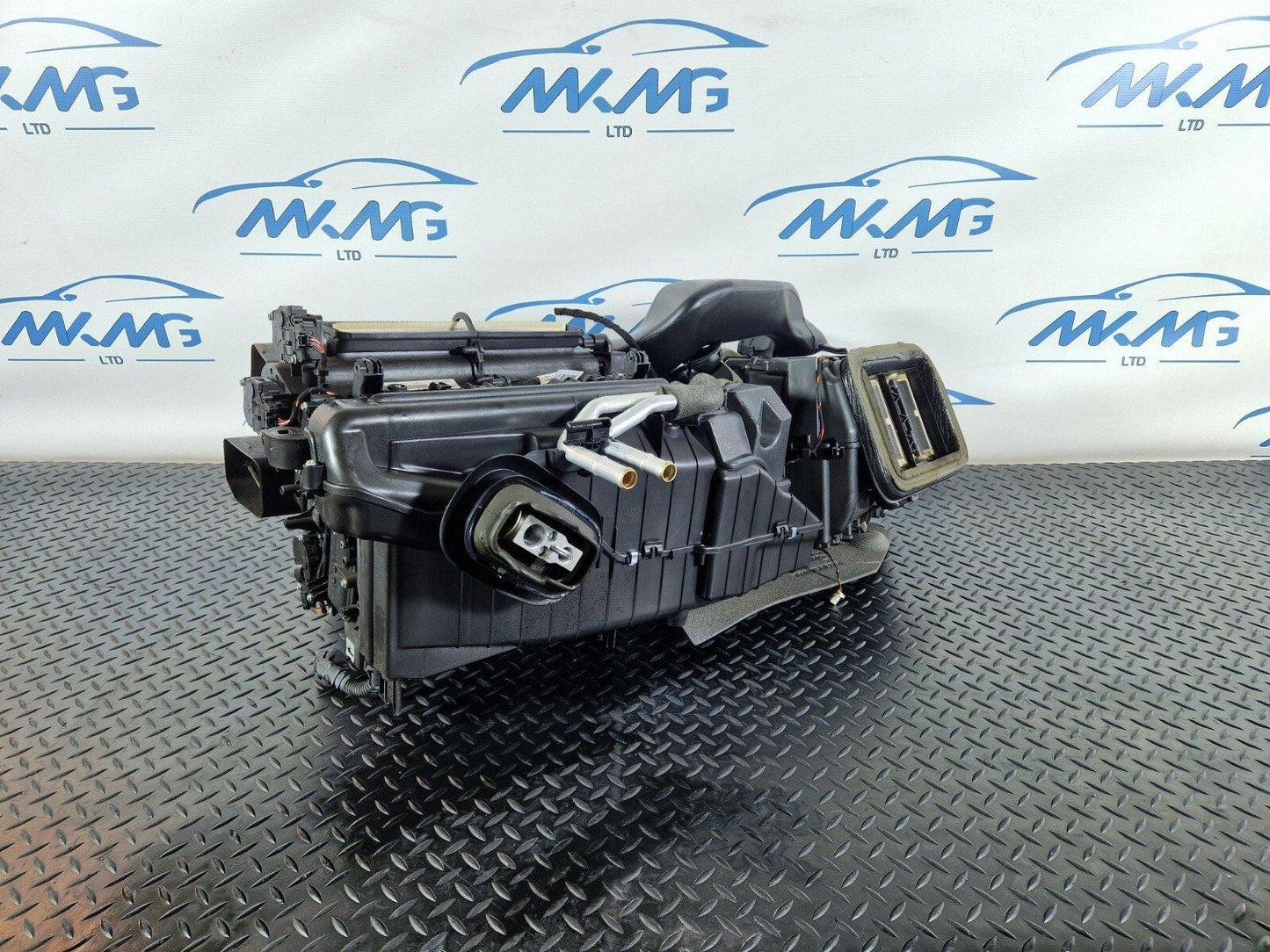 16-19 AUDI A4 B9 GENUINE HVAC HEATER MATRIX CORE ELEMENT 8W2816001B