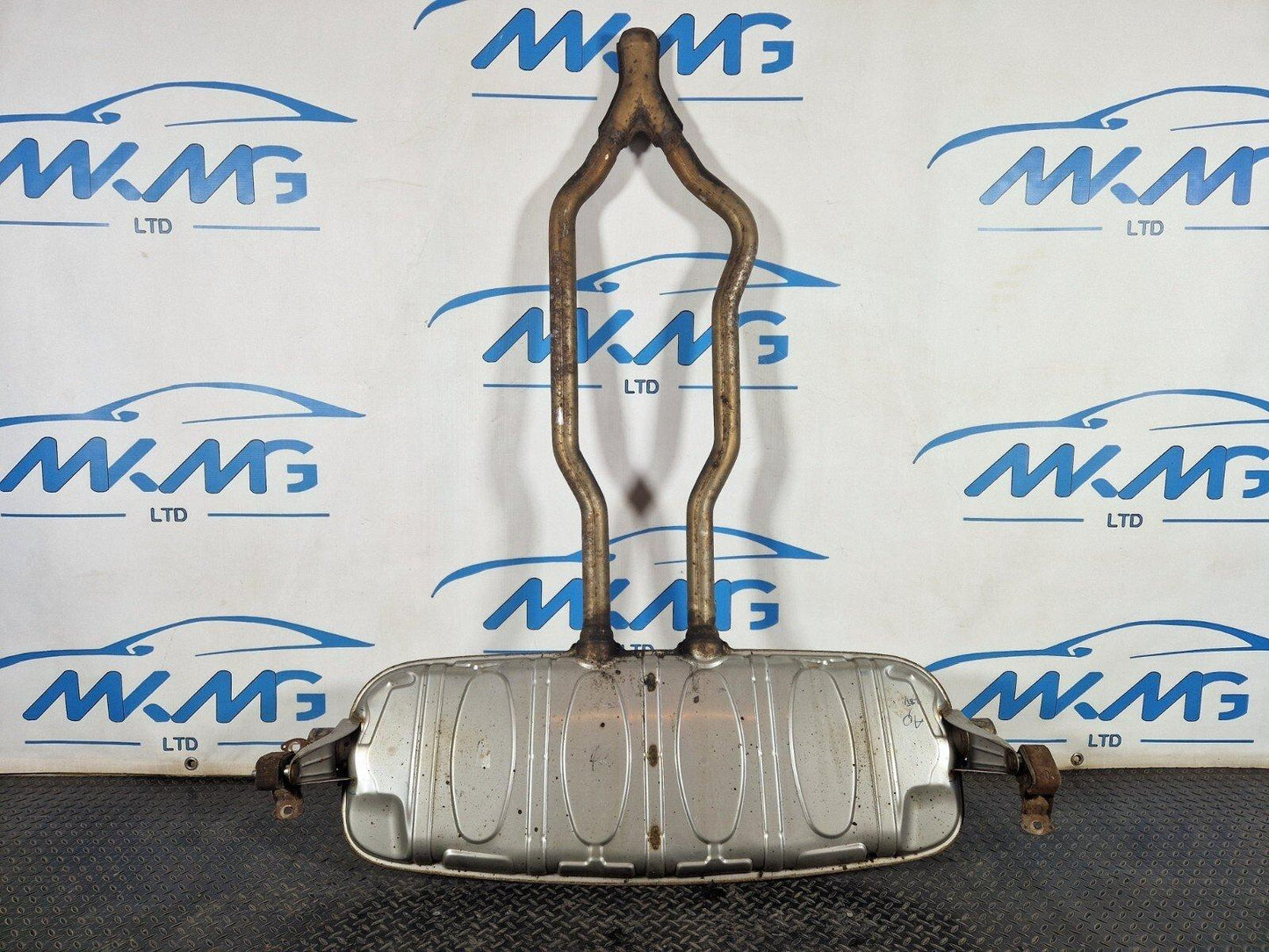 10-15 AUDI Q7 4L CRCA 3.0 TDI REAR EXHAUST BOX MUFFLER