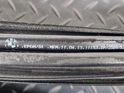 11-18 BMW 6 SERIES F06 REAR RIGHT DOOR GASKET SEAL RUBBER 7275316