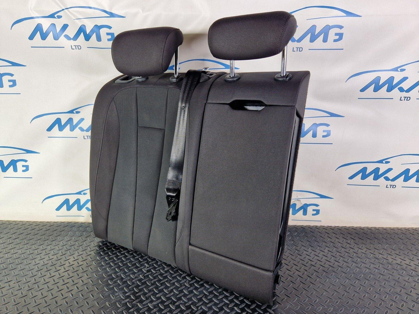 16-19 AUDI A4 B9 REAR RIGHT O/S DRIVER SIDE CLOTH SEAT BACKREST & ARMEST
