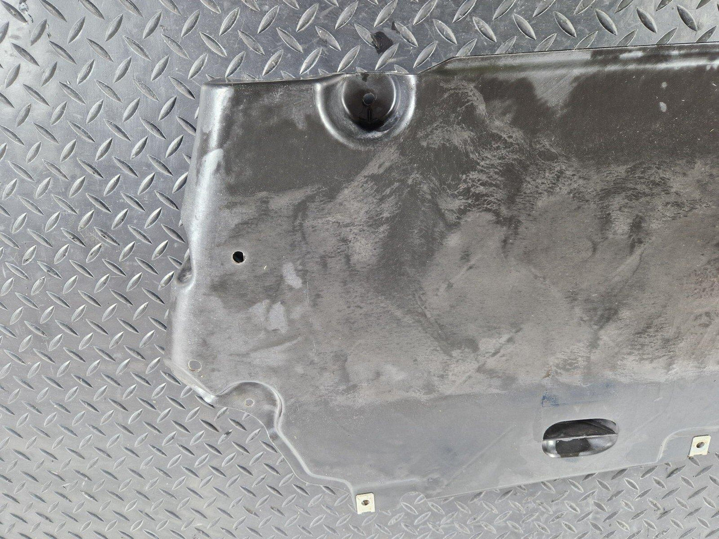 14-21 MERCEDES BENZ W205 REAR RIGHT DRIVER SIDE O/S UNDERBODY COVER A2056900407