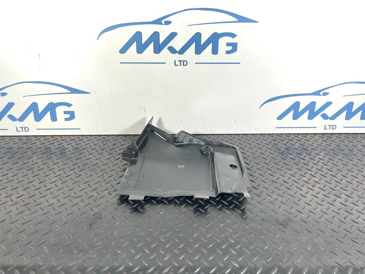 16-19 AUDI A4 B9 DRIVERS SIDE REAR BUMPER COVER TRIM 8W0825202
