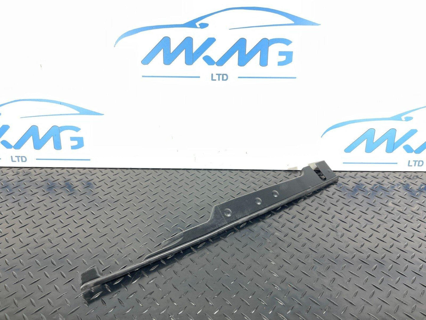 16-23 AUDI A5 F5 LEFT OUTER REAR FENDER LEDGE PROTECTION FILM 8W6820581E