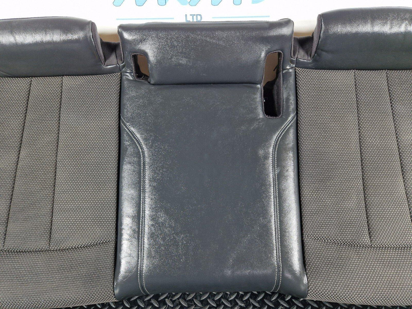 16-19 AUDI A4 B9 S-LINE GENUINE REAR HALF LEATHER SEAT BENTCH 8W0885375A