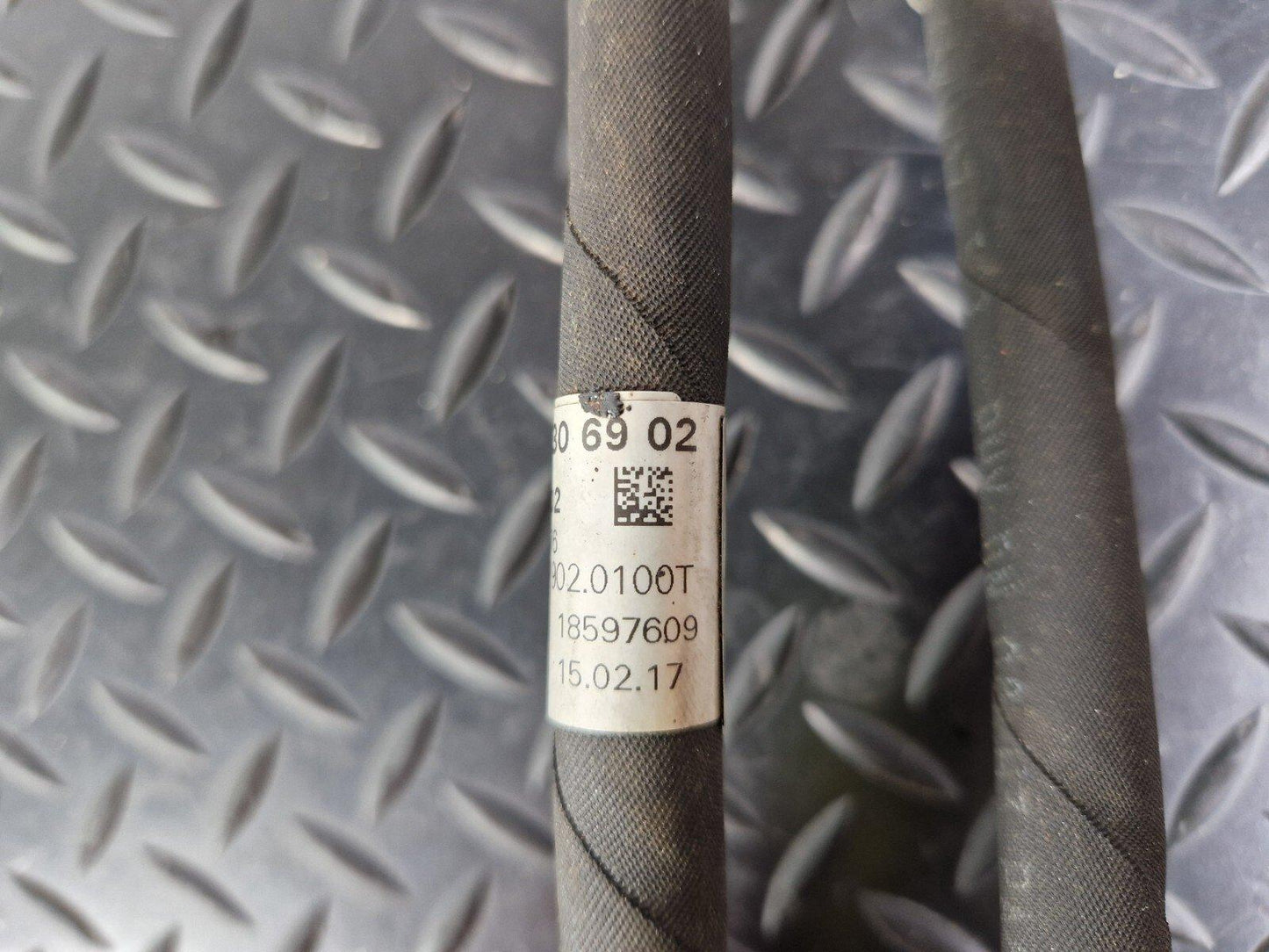14-21 MERCEDES BENZ C300h W205 GENUINE AIR CONDITION PIPE HOSE A2058306902