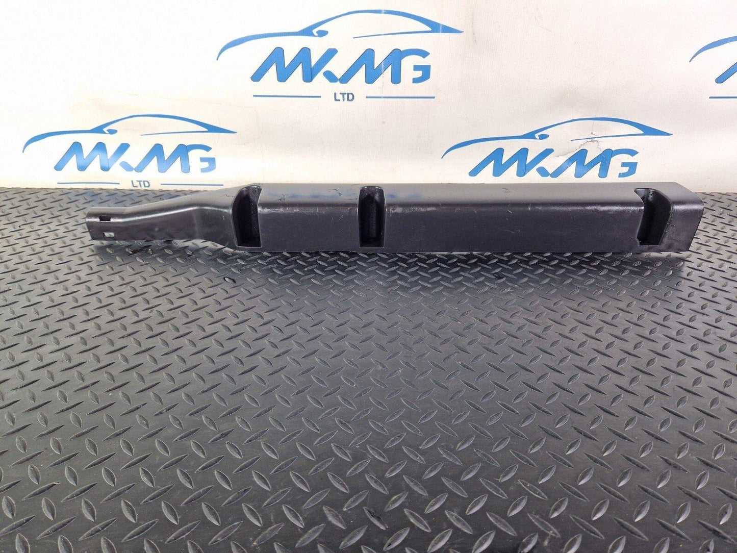 18ON MERCEDES BENZ SPRINTER W907 W910 SLIDING DOOR WIRING LOOM COVER A9068210789