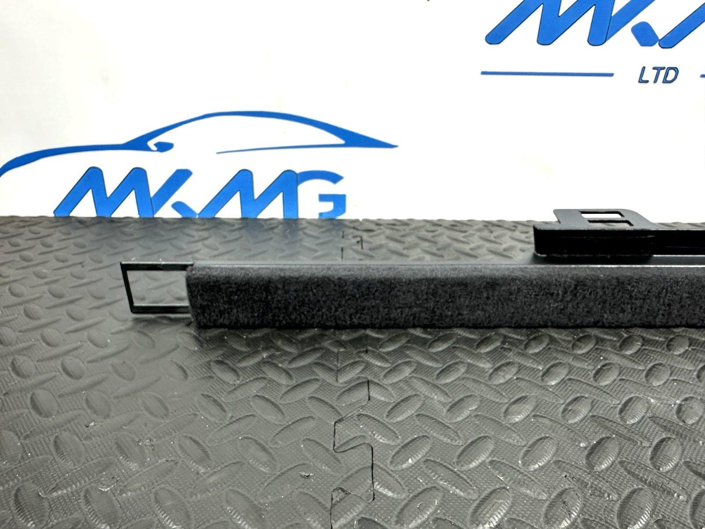16-19 AUDI A4 B9 GENUINE REAR LEFT BOOT INTERIOR FLOOR TRIM PANEL 8W9861827