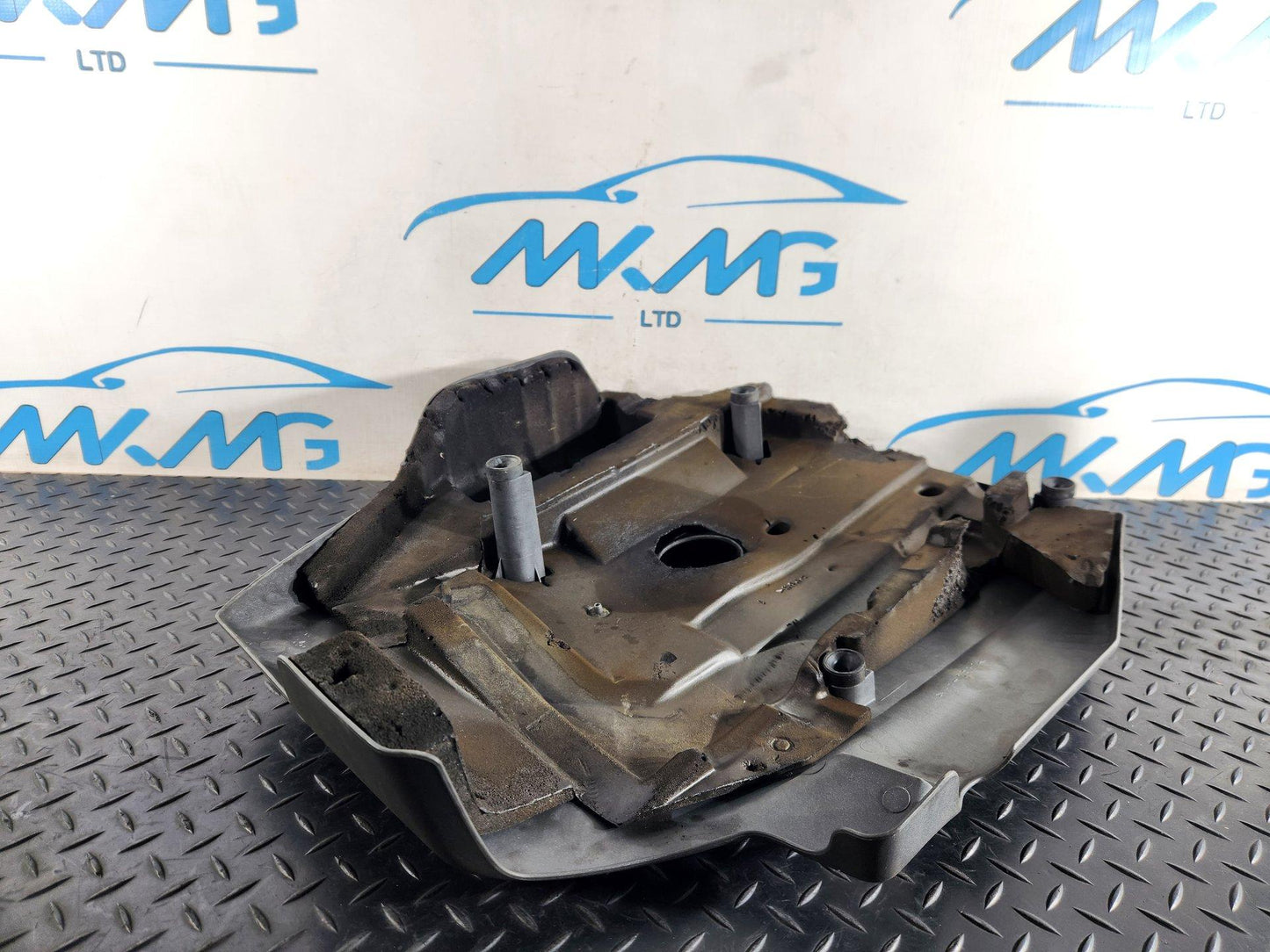 Lexus IS220d MK2 FL (ALE20) Sedan Engine Cover Genuine