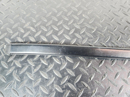 11-19 MERCEDES BENZ ML W166 GENUINE RIGHT O/S FRONT WINDSHIELD TRIM A1666901280