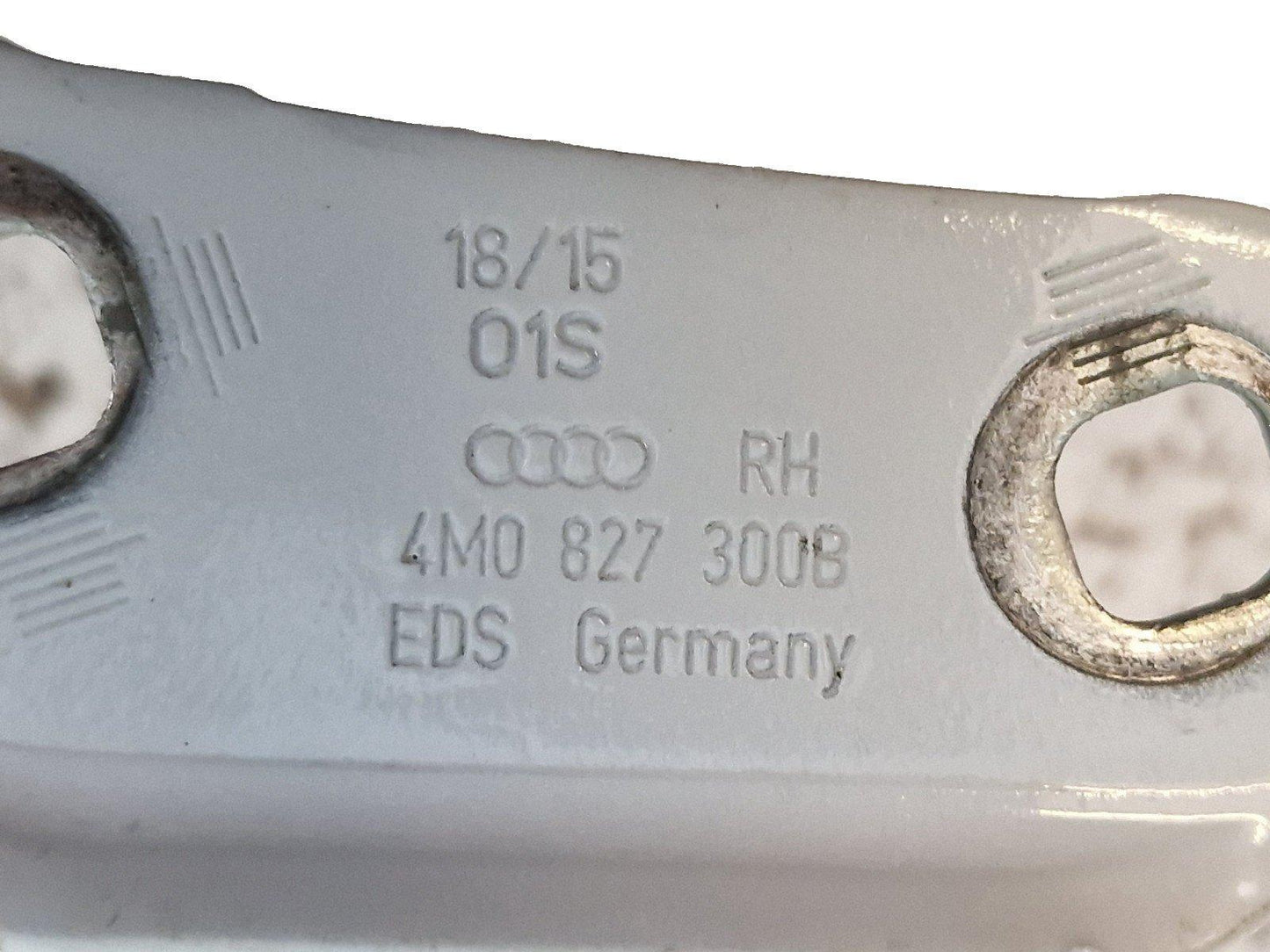 16-20 AUDI Q7 4M REAR RIGHT O/S/R TAILGATE LIFT MOTOR &HINGE 4M0827852A