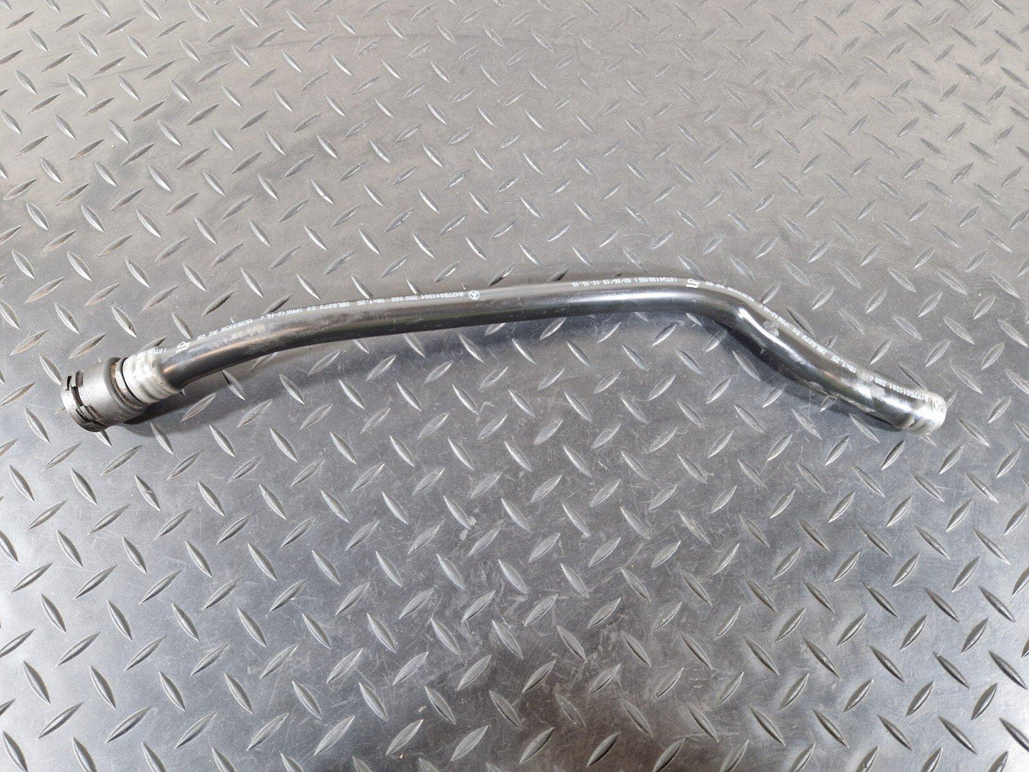 18-ON MERCEDES BENZ A CLASS W177 GENUINE LEAD WATER HOUSE A1775011301