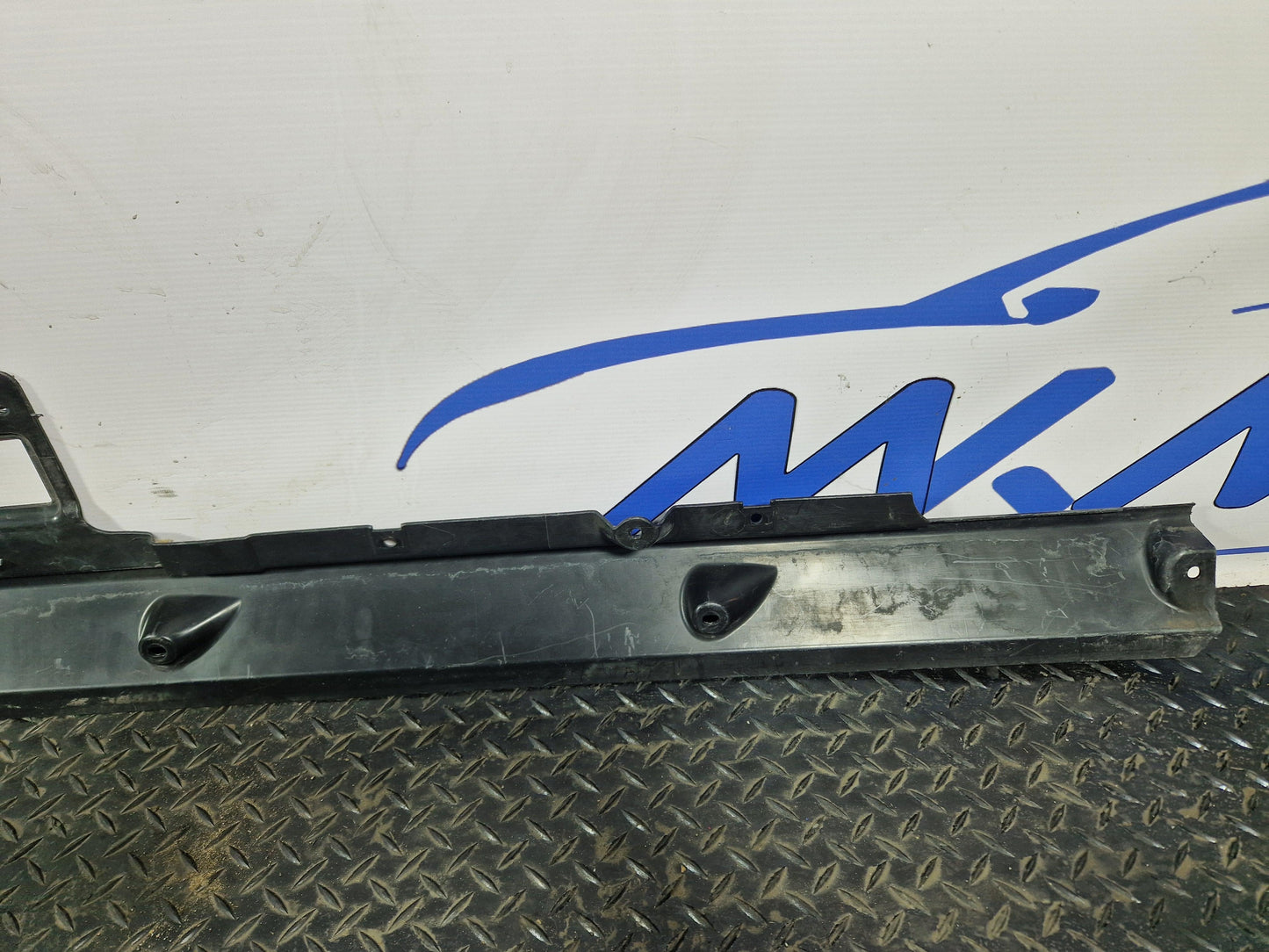 AUDI Q7 4M Right Underbody Protection Trim 4M0825212F 4M0825212G 36A825212