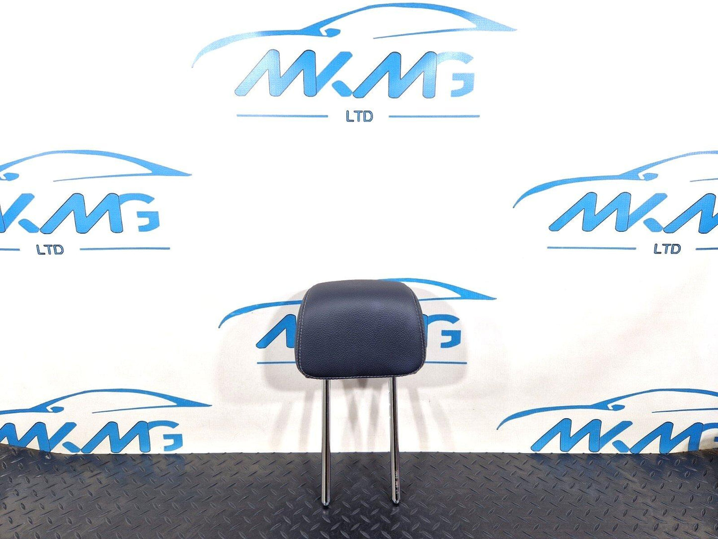 14-21 MERCEDES BENZ C200d W205 REAR SEAT HEAD REST FITS LEFT & RIGHT A2059702950