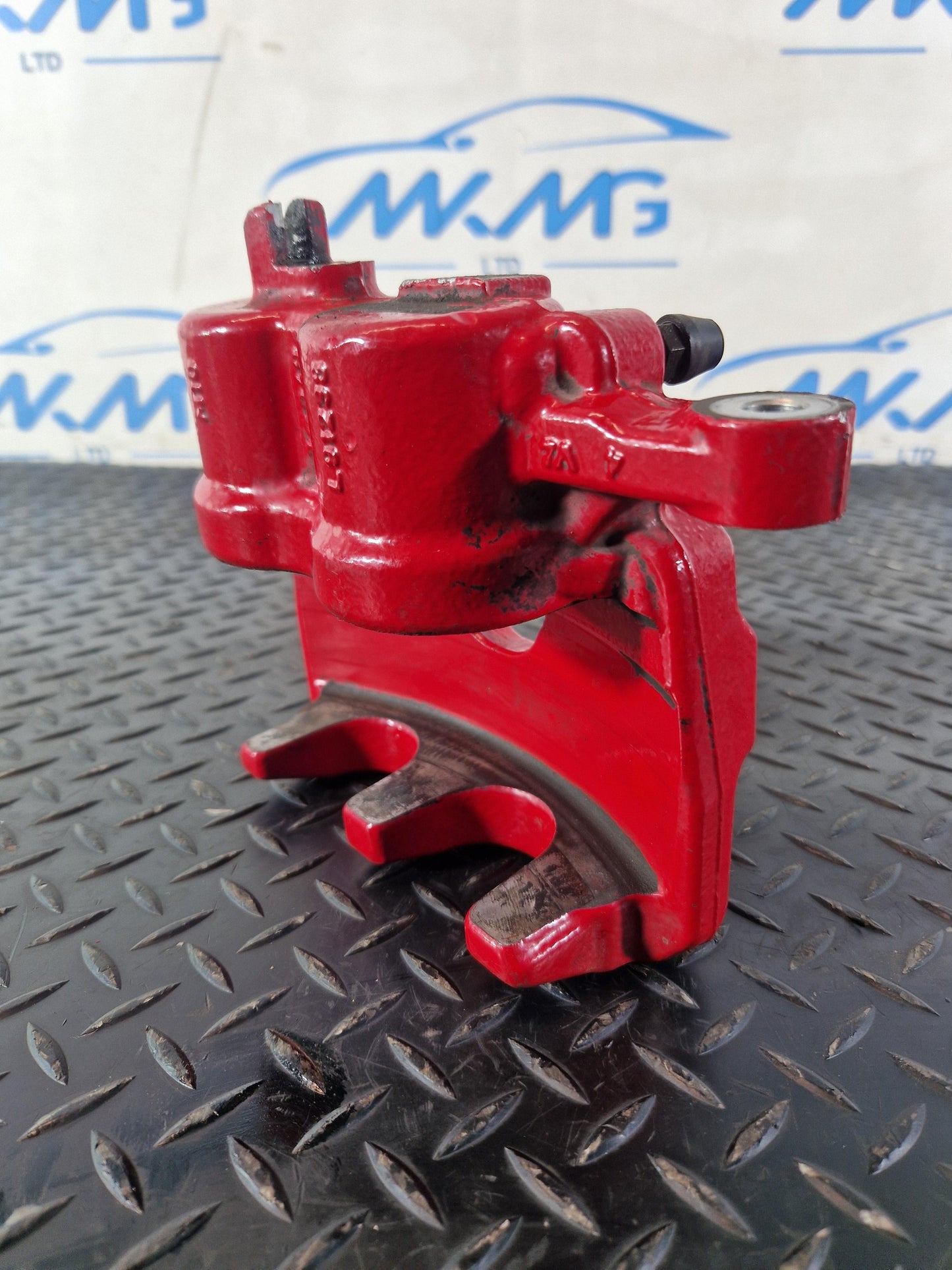 Range Rover Evoque L551 Front Right Brake Caliper M8D22B294BA LR140646