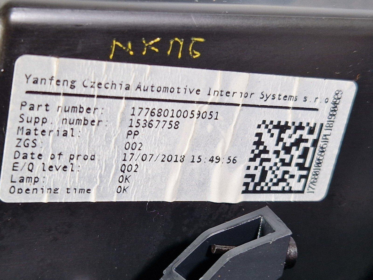 18-ON MERCEDES BENZ A CLASS W177 OEM GLOVE BOX COMPARTMENT A1776801005