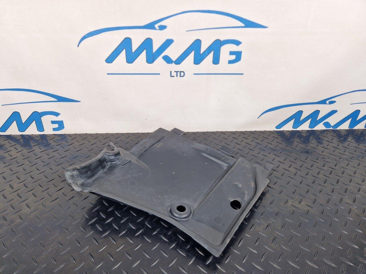 16-23 AUDI S5 COUPE GENUINE FRONT LEFT PASSENGER SIDE UNDERBODY TRAY 8W0825201