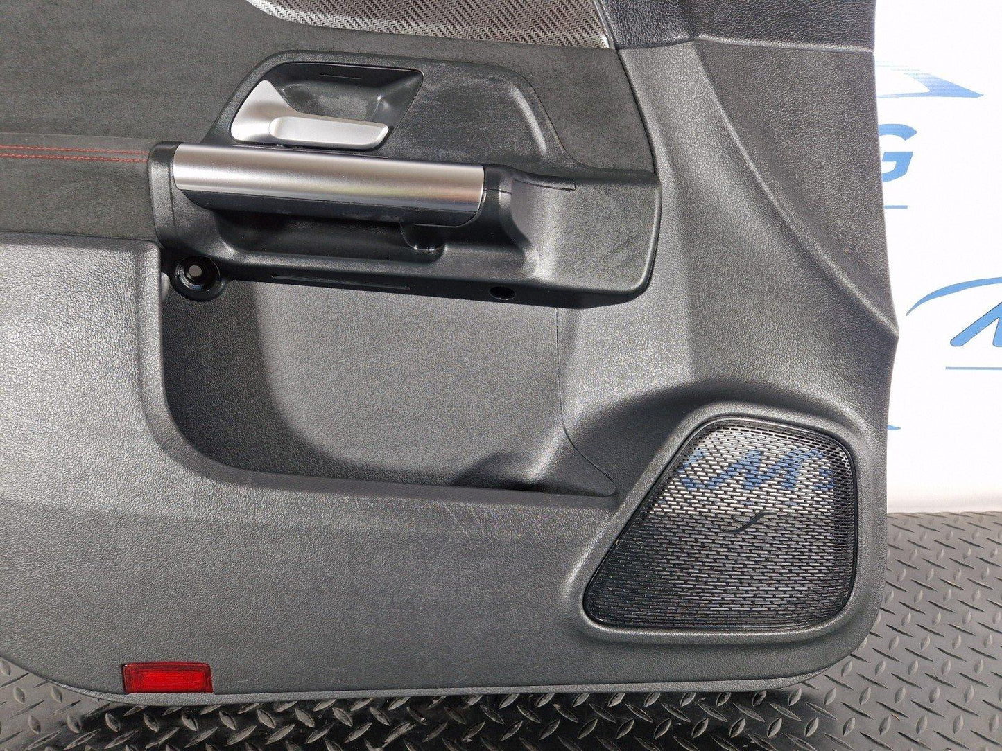 19-ON MERCEDES BENZ B CLASS W247 AMG FRONT LEFT N/S DOOR PANEL CARD A2477204702