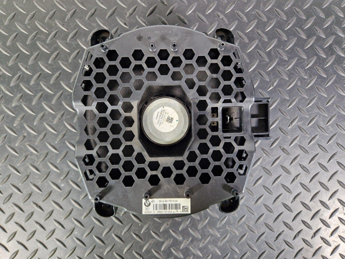 10-13 BMW X5 E70 LCI GENUINE REAR LEFT OR RIGHT DOOR SPEAKER 18353410
