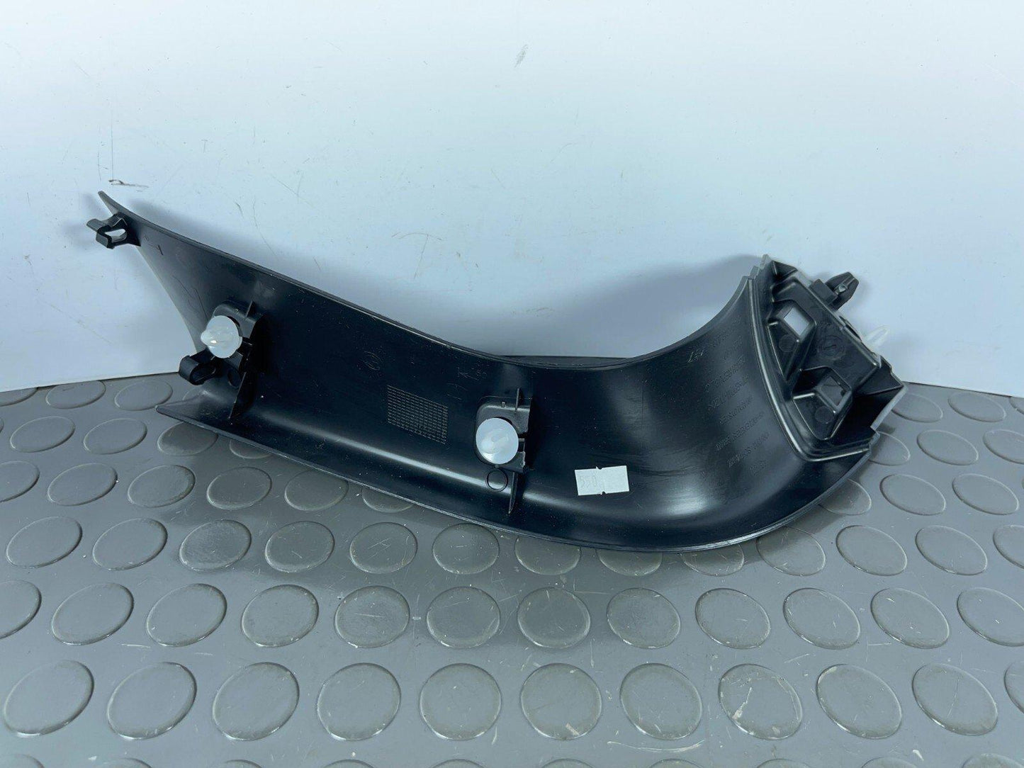 14-21 BMW 2 SERIES GRAN TOURER F45 F46 TAILGATE RIGHT SIDE TRIM PANEL 7318938
