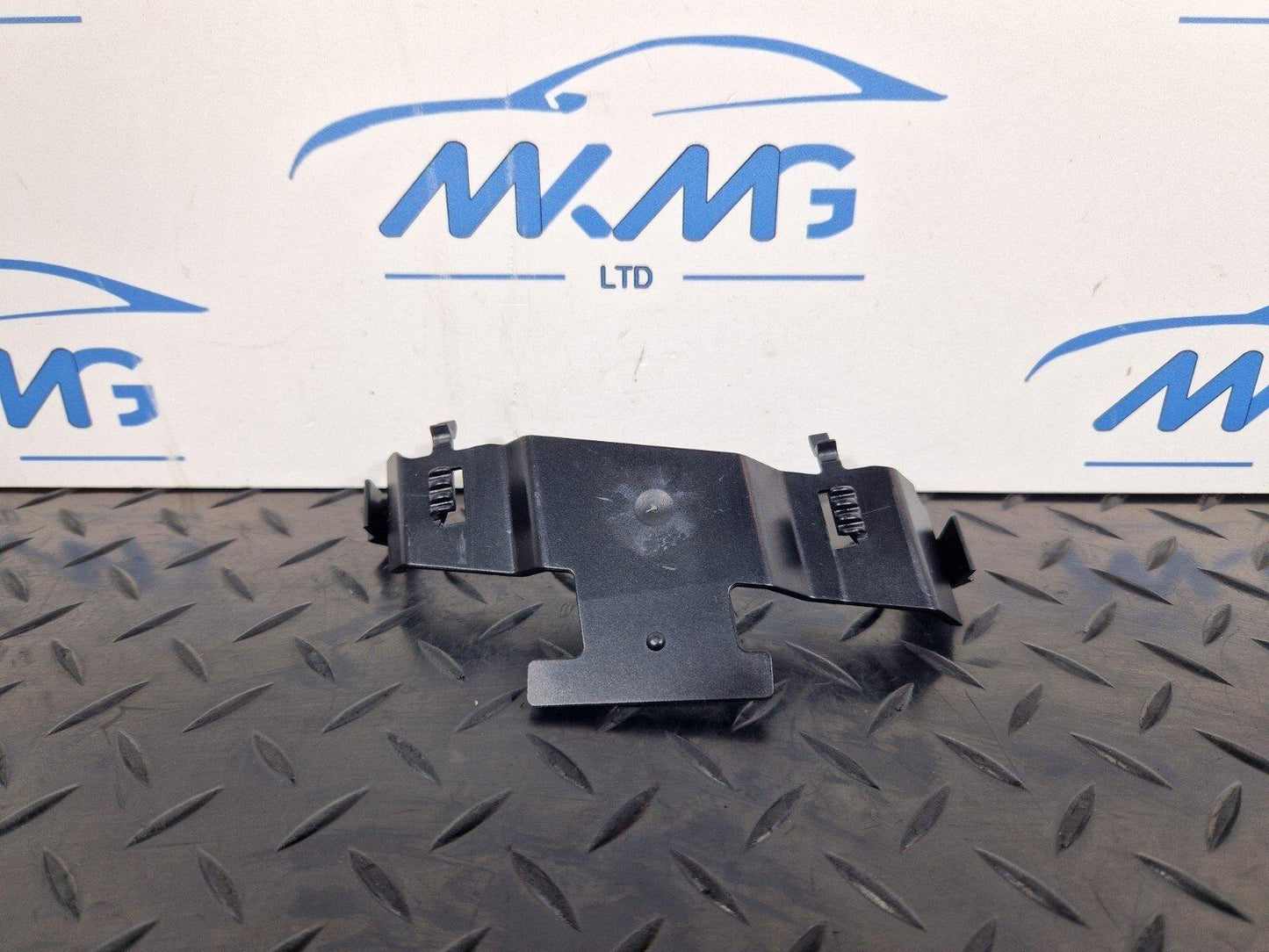 16-23 AUDI A5 F5 SPORTBACK S-LINE B-PILLAR RIGHT TRIM HOLDER 8W8867192