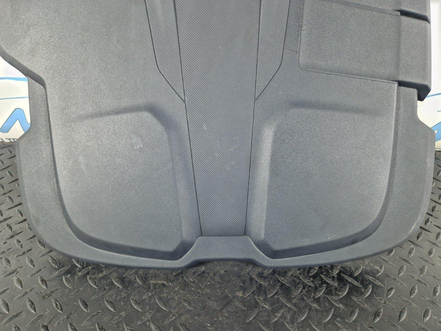 16-19 AUDI A4 B9 SPORT 2.0 DIESEL ENGINE COVER ENGINE CODE DETA 04L103925P