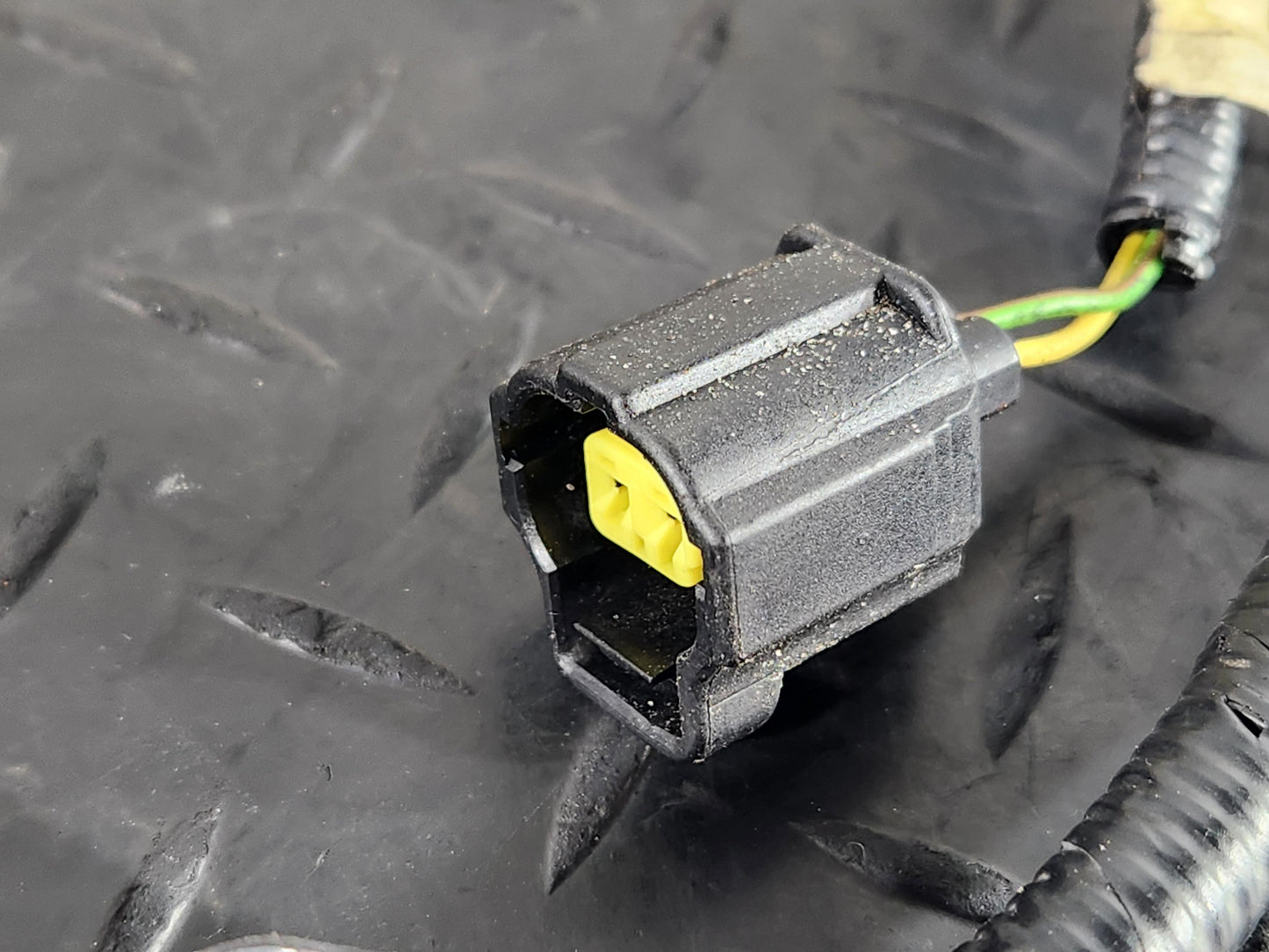 Land Rover Range Rover Evoque L551 SUV Water Pump Wiring M8D2-14C361-AA