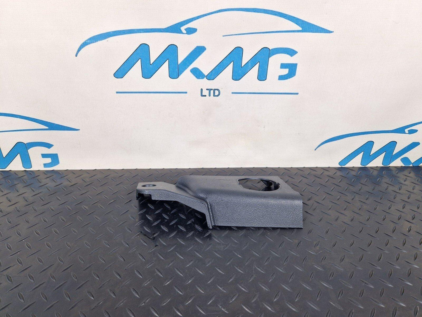 14-23 MERCEDES BENZ VITO W447 GENUINE REAR RIGHT INTERIOR PART A4476920903