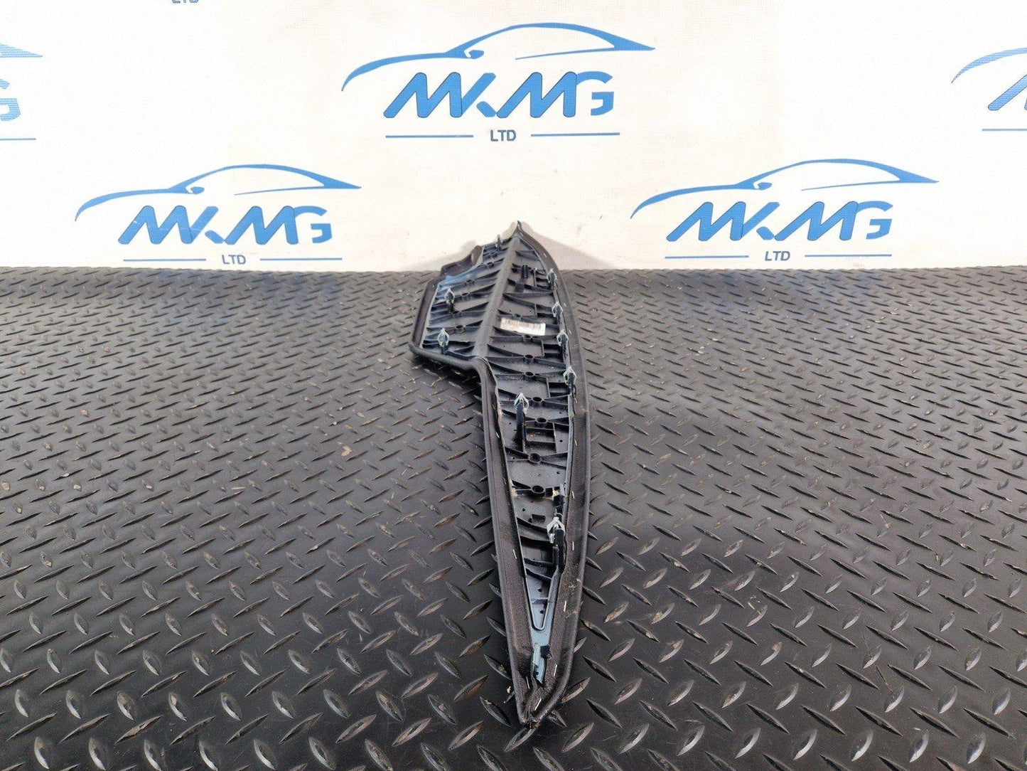11-18 BMW 6 SERIES F13 CENTER CONSOLE RIGHT SIDE O/S TRIM PANEL 9228822 9197157