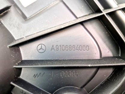 MERCEDES SPRINTER 910 907 GENUINE  STEP PLATE FRONT RIGHT O/S A9106864000