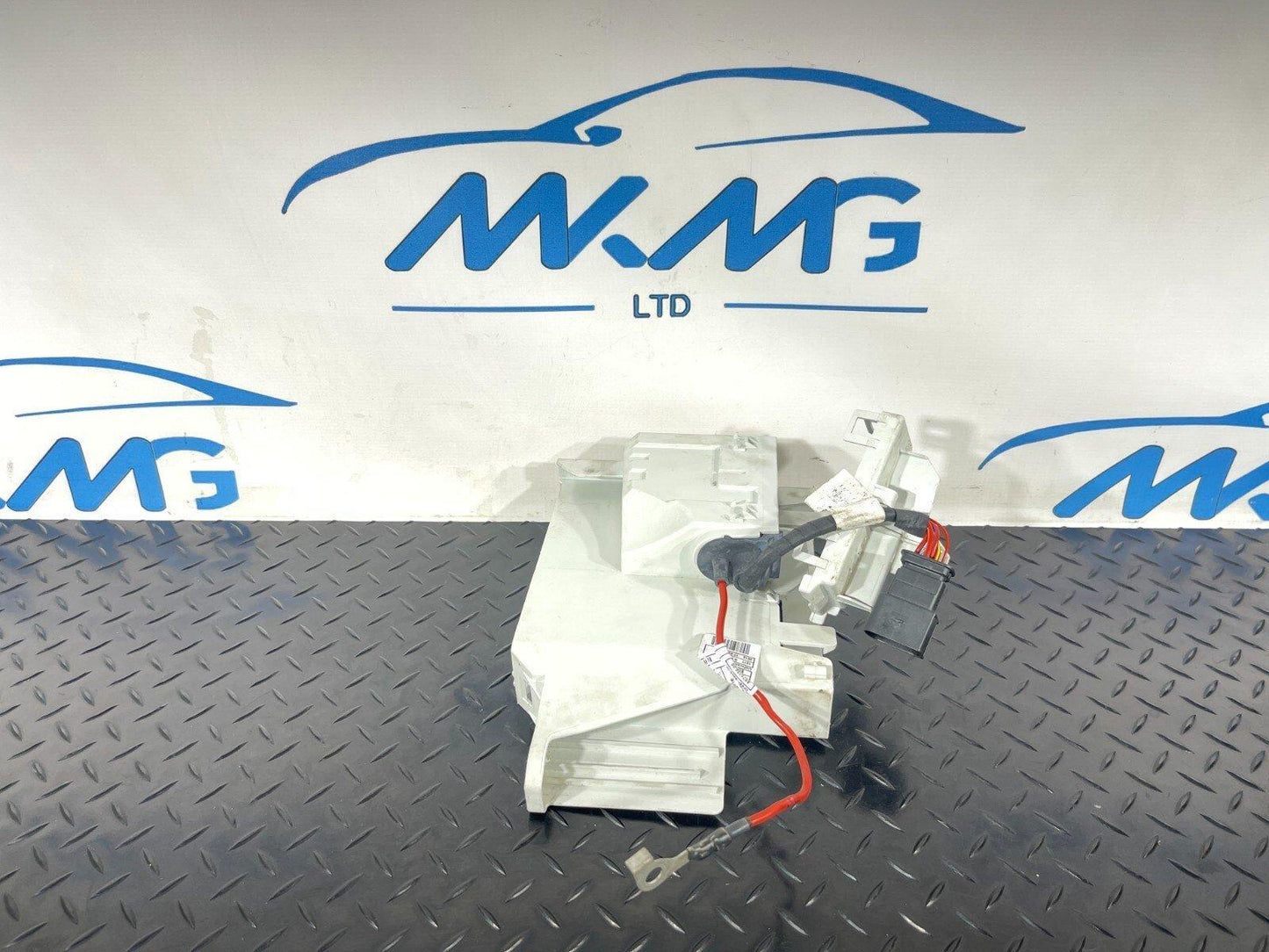 14-21 BMW 2 SERIES ACTIVE TOURER F45 216D ELECTRONIC DEVICE HOLDER 8573956