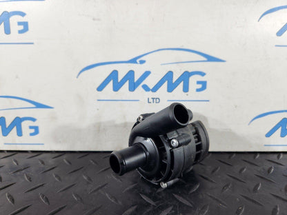19-ON MERCEDES B CLASS W247  GENUINE AUXILIARY WATER PUMP A2118350364