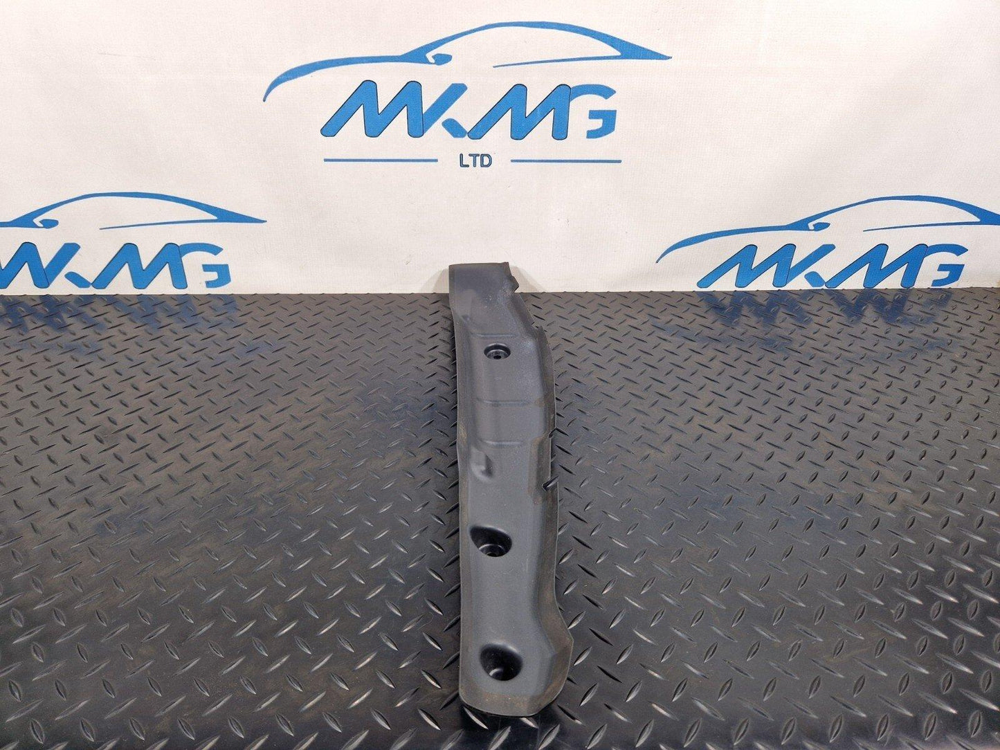 16-23 AUDI S5 COUPE FRONT RIGHT SIDE WING END PLATE 8W6821112