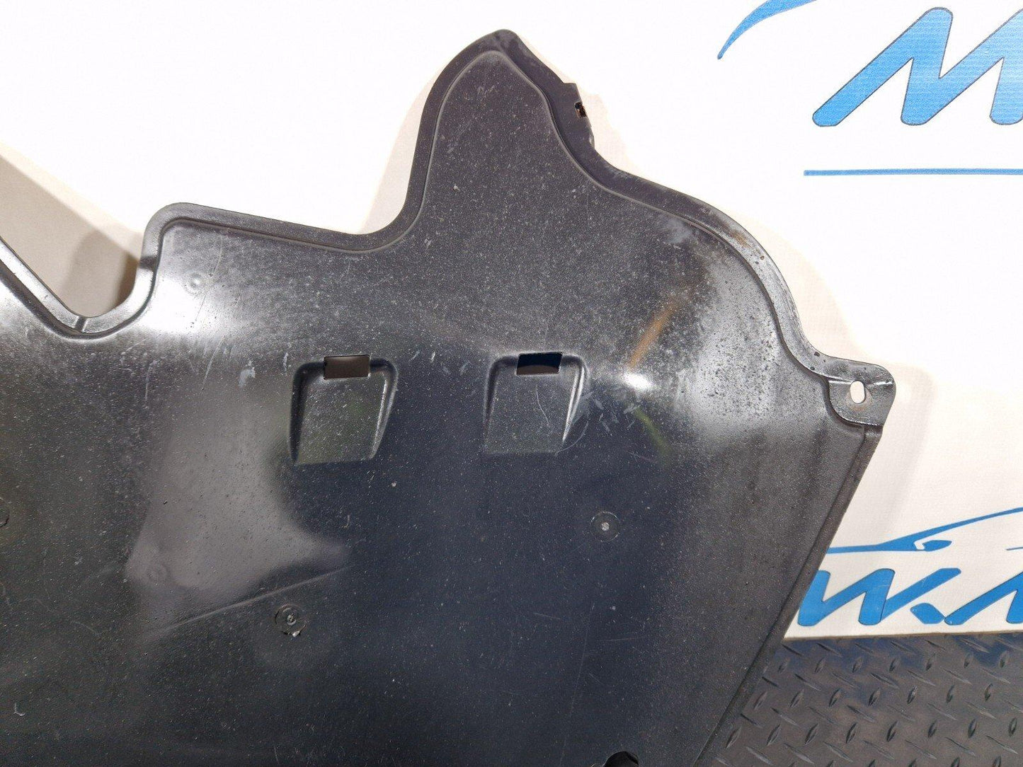 16-19 AUDI A4 B9 GENUINE REAR LEFT SIDE UNDERTRAY COVER 8W0825217A