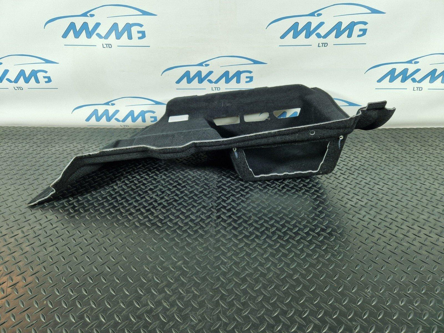 16-22 BMW X1 F48 GENUINE REAR RIGHT SIDE BOOT TRIM PANEL COVER 7425644