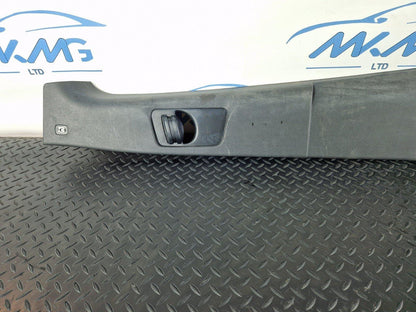 18-ON MERCEDES BENZ SPRINTER W907 LEFT SIDE B PILLAR TRIM COVER A9076903200