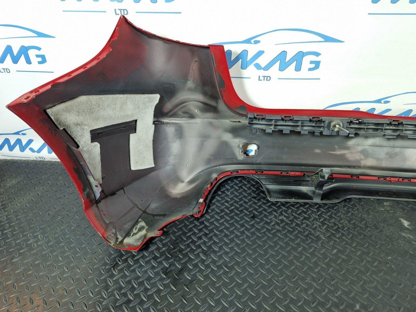12-18 MERCEDES BENZ B-CLASS W246 SPORT COMPLTE REAR BUMPER JUPITER RED 589