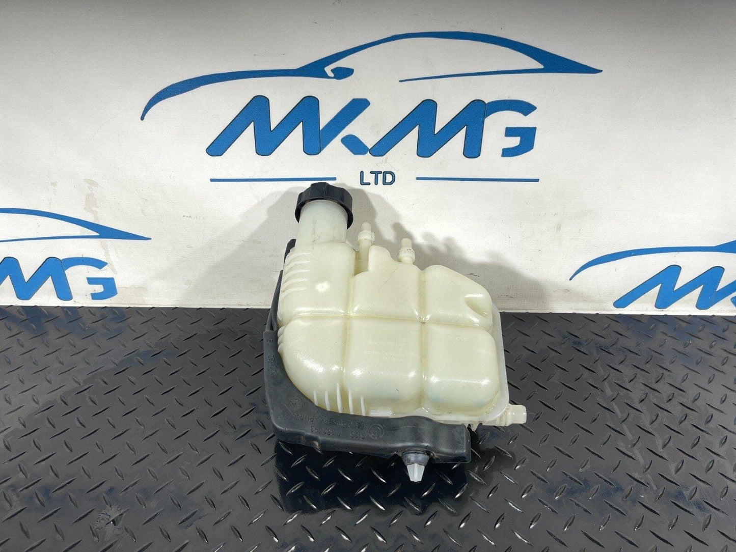 14-21 BMW 2 SERIES ACTIVE TOURER F45 216D WATER COOLANT EXPANSION TANK 7352183