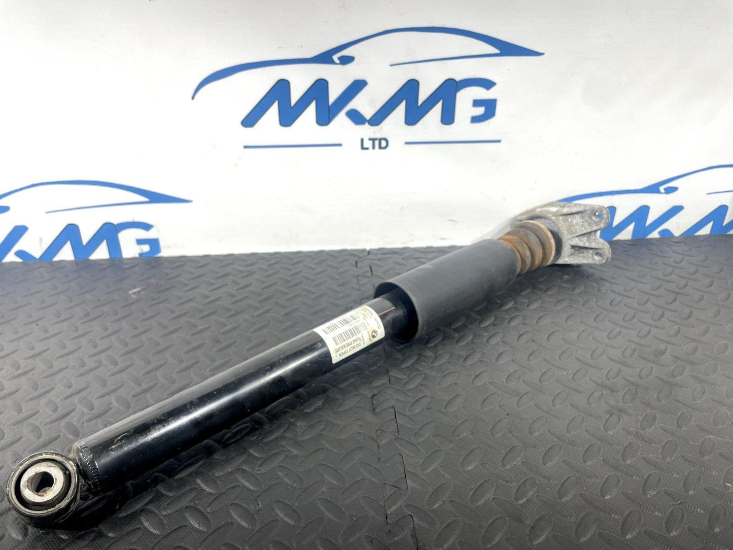 14-21 BMW 2 SERIES F45 F46 GENUINE REAR SHOCK ABSORBER FITS BOTH SIDES 6857465
