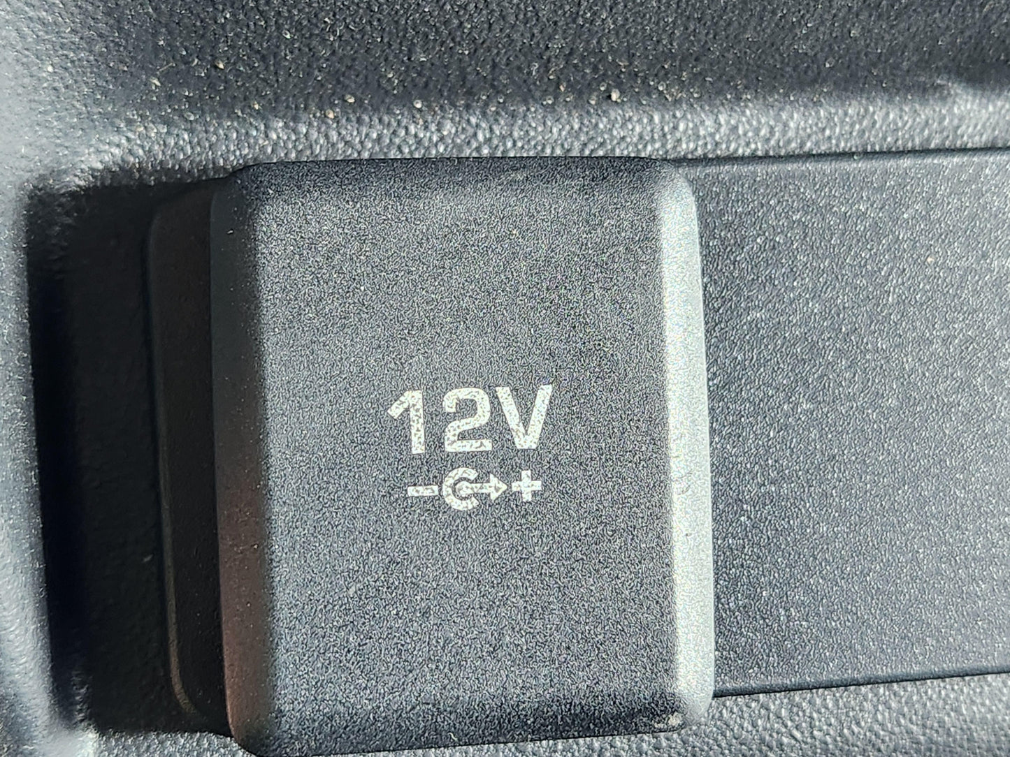 Land Rover Range Rover Evoque L551 SUV Rear Centre Console Trim K8D2-04569-A