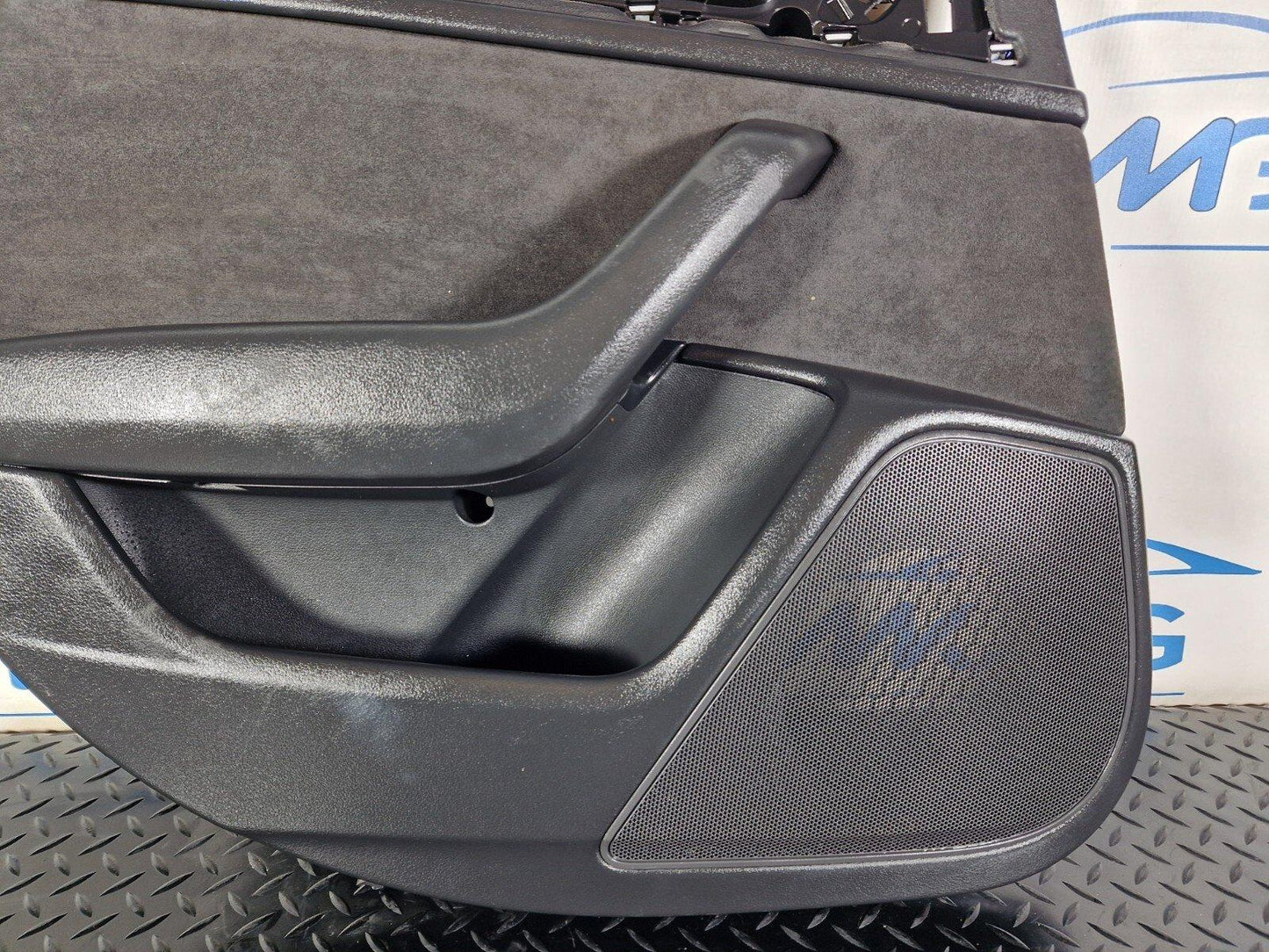 12-18 AUDI A6 C7 GENUINE PASSENGER REAR LEFT DOOR CARD 4G0867221 4G0867305