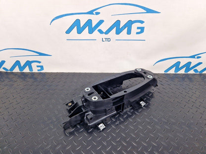 16-19 AUDI A4 AVANT B9 S-LINE GEAR SHIFTING MECHANISM MOUNTING FRAME 8W2863531