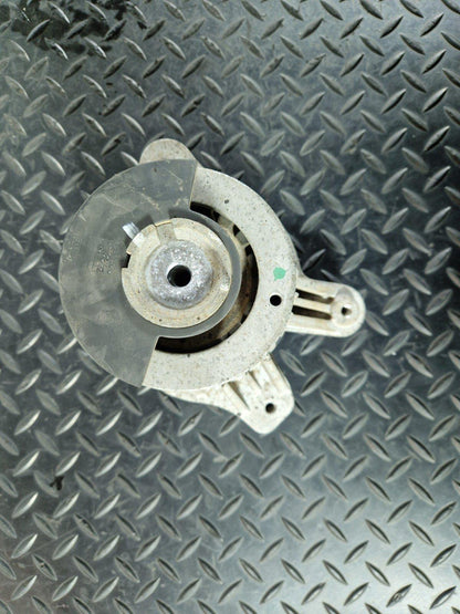 14-21 MERCEDES BENZ C200 W205 GENUINE OEM ENGINE SUPPORT MOUNT A2052400200