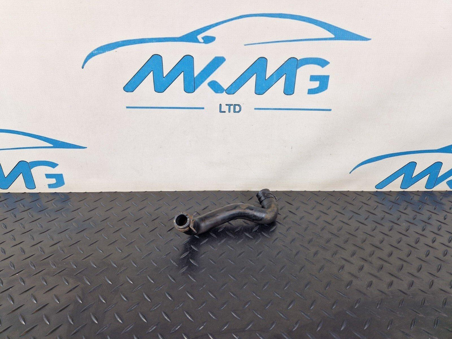 13-19 MERCEDES BENZ CLA C117 AMG GENUINE COOLANT HOSE PIPE A2465010458
